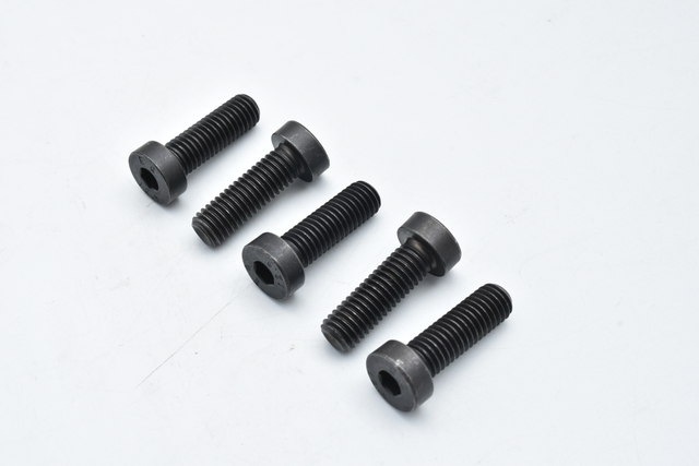Thin internal hex screws DIN7984-1985 12.9 10.9 8.8 HRC39-44 HRC32-39 HRC23-34 Alloy steel Alloy steel Carbon steel Black Oxide 