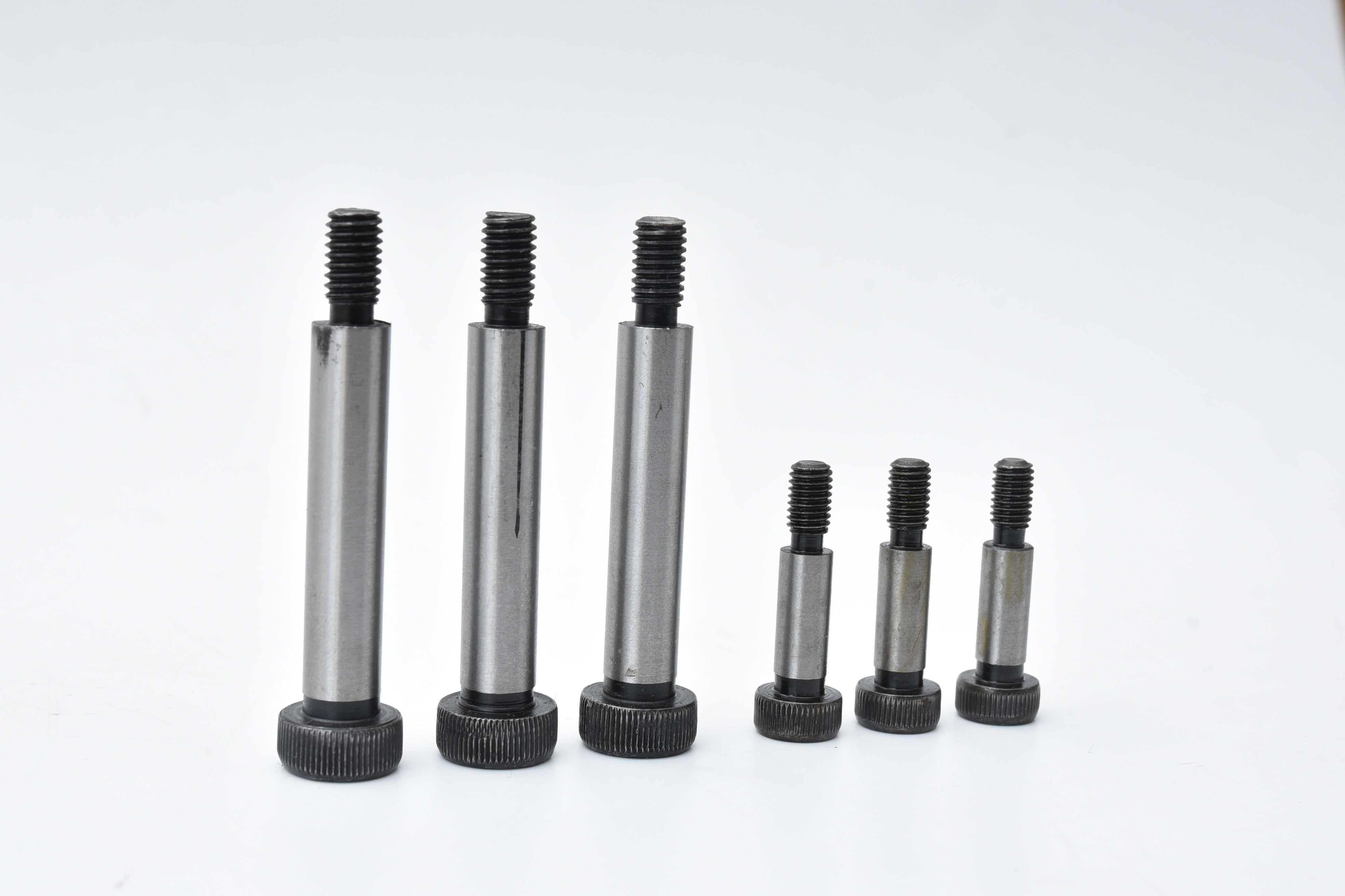 Hex socket head cap screws BS 2470-1973 HRC38-44 Alloy Steel JIS B0210 Class2 Black Oxide 